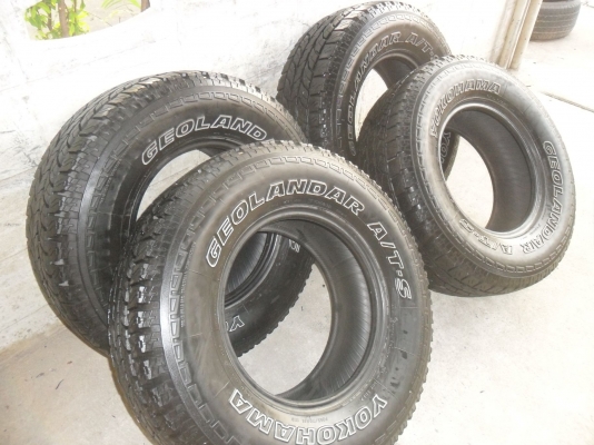 ยาง YOKOHAMA 265/70R16 ปี08 สวยๆ 4 เส้น ราคา 2700 บาท ยาง YOKOHAMA 265/70R16 ปี08 สวยๆ 4 เส้น ราคา 2700 บาท