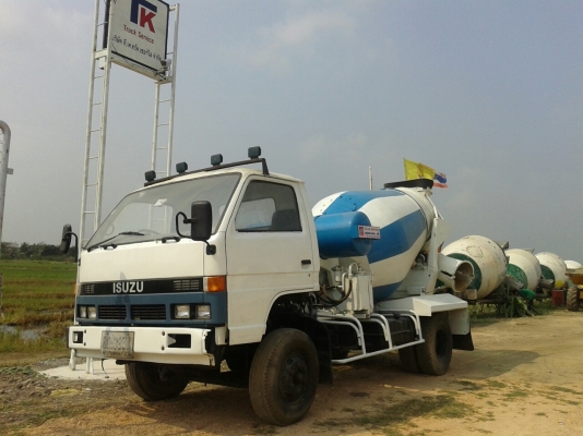 ขายรถโม่ ISUZU 6 ล้อ 2.5 คิว ขายรถโม่ ISUZU 6 ล้อ 2.5 คิว