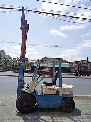 ขายรถยกนิสสัน 2 ตัน เครื่องเบนซิน เสาสูง 3 เมตร ยางตันใหม่ พวงมาลัยเพาเว่อร์ สีเดิมจากนอก นำเข้าจากญี่ปุ่น ใช้งานได้ทันที ราคา160000 ขายรถยกนิสสัน 2 ตัน เครื่องเบนซิน เสาสูง 3 เมตร ยางตันใหม่ พวงมาลัยเพาเว่อร์ สีเดิมจากนอก นำเข้าจากญี่ปุ่น ใช้งานได้ทันที ราคา160000