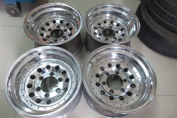 หยดน้ำ 6รู139.7 15x8.5 ET-27 ปัดเงา วิ้งๆ 9500บาท