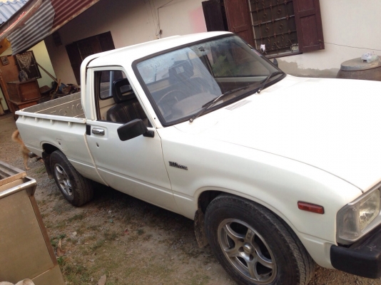 ขายกระบะตอนเดียว TOYOTA HILUX  ม้ากระโดด เครื่องเบนซิน 12 R (อดีตรถราชการ) (ขายแลัวครับ)