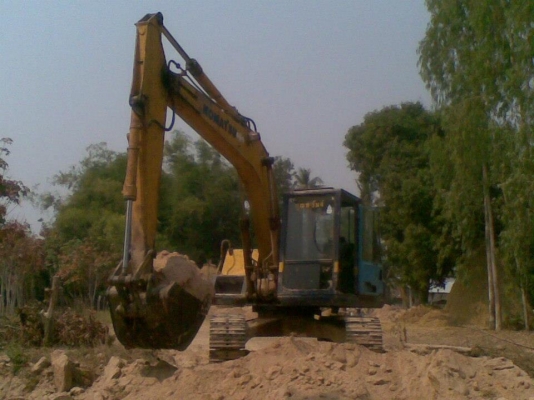 แบคโฮ120-3ขายถูก โซ่เต็ม เอวไม่หลวม เครื่องดี ปั้มทำใหม่รถใช่งานอยู่