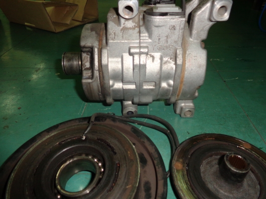 ขายคอมแอร์ Toyota yaris