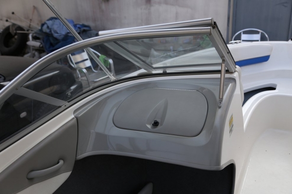 ปี2006Bayliner18.5 เครื่อง4.3 เรือดีขายถูก