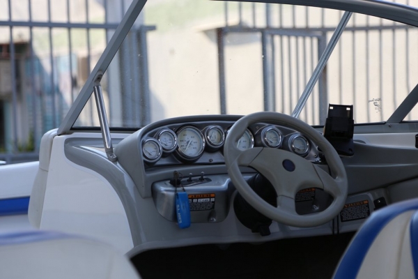 ปี2006Bayliner18.5 เครื่อง4.3 เรือดีขายถูก