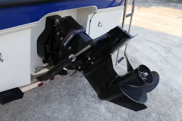 ปี2006Bayliner18.5 เครื่อง4.3 เรือดีขายถูก