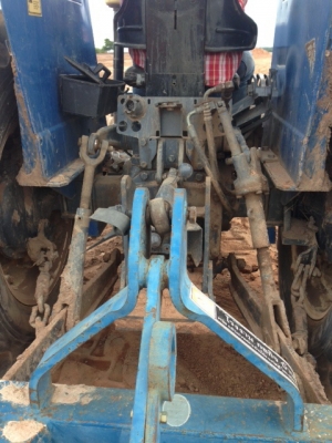 ขายรถไถ NEW HOLLAND 80-66s ลดเหลือ 220,000 บาท