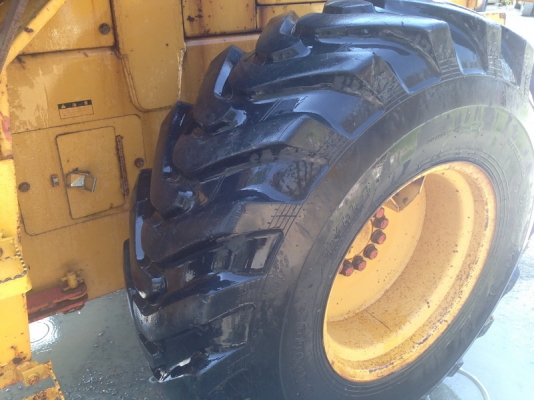 รถตัก โคมัทสุ KOMATSU WA150-1 เก่าญี่ปุ่นแท้ สภาพสวยเดิม รถตัก โคมัทสุ KOMATSU WA150-1 เก่าญี่ปุ่นแท้ สภาพสวยเดิม