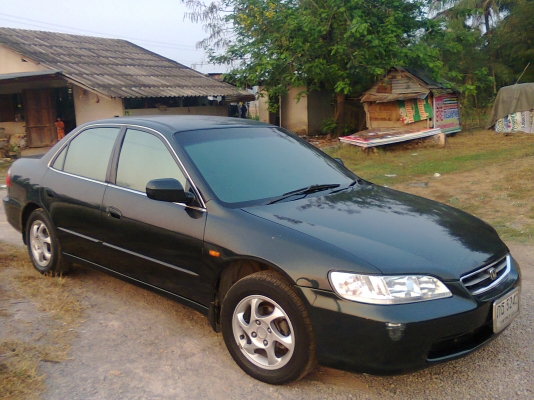 แอคคอร์ด งูเห่า ปี00 สีสันเต็ม vtec Abs/Air Bag 2 ใบ ก.ออโต้ เบาะหนังแท้ปรับไฟฟ้า ราคานี้ถูกสุดๆเลยครับ