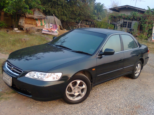 แอคคอร์ด งูเห่า ปี00 สีสันเต็ม vtec Abs/Air Bag 2 ใบ ก.ออโต้ เบาะหนังแท้ปรับไฟฟ้า ราคานี้ถูกสุดๆเลยครับ