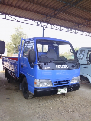 4 ล้อ *ป้ายเล็ก*   Isuzu  NKR  ยูโร2.  *ไม่ติดเวลา* 100แรงม้า เทอร์โ+อินเตอร์ รถห้างแท้