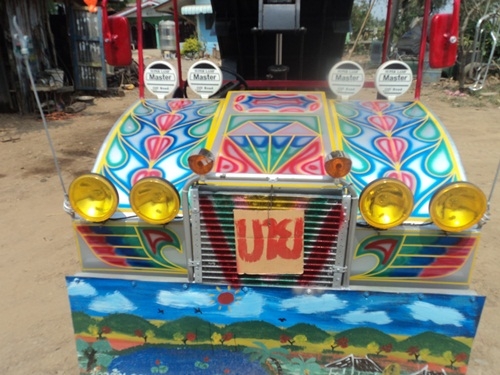 ขายรถอีแต๋นดั้มต่อใหม่ เครื่องอีสุสุ75HP  เปลียนถ่ายน้ำมันเครื่อง เกียร์เฟืองท้ายแล้ว  ตอนนี้ก็ใช้อยู่เป็นอะไรก็เช็คให้เลยครับ