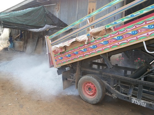 ขายรถอีแต๋นดั้มต่อใหม่ เครื่องอีสุสุ75HP  เปลียนถ่ายน้ำมันเครื่อง เกียร์เฟืองท้ายแล้ว  ตอนนี้ก็ใช้อยู่เป็นอะไรก็เช็คให้เลยครับ