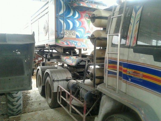 หัวลากพร้อมหาง3เพลา9เมตรดีเซลร่วมก๊าซNGV หัวลากพร้อมหาง3เพลา9เมตรดีเซลร่วมก๊าซNGV