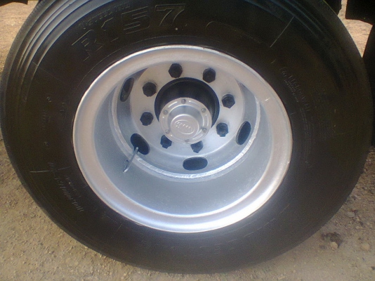 ขายลูกพ่วงสามมิตร ลอนเฉียง ขายลูกพ่วงสามมิตร ลอนเฉียง