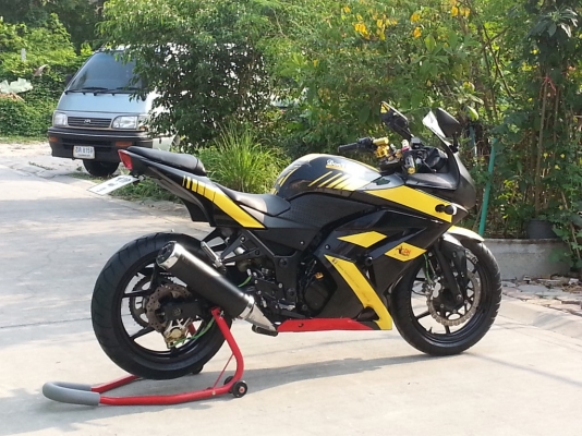 ลดกระหน่ำ นินจา 250 ปี09 แต่งแทพๆครื่องดีล้อยางหน้าหลัง er ทะเบียนพร้อมโอน