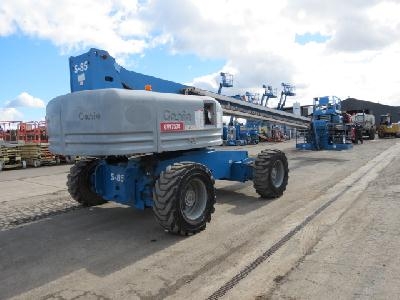 รถกระเช้า Genie S85 : สต๊อกที่อเมริการค่ะ สนใจสั่งนำเข้า T. 0813062283