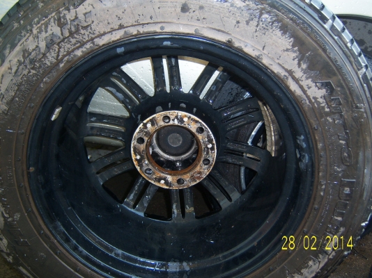 แม็ก Lenso ขอบ 18 x 8.5 6รู แถมยาง Nitto 265 60 18