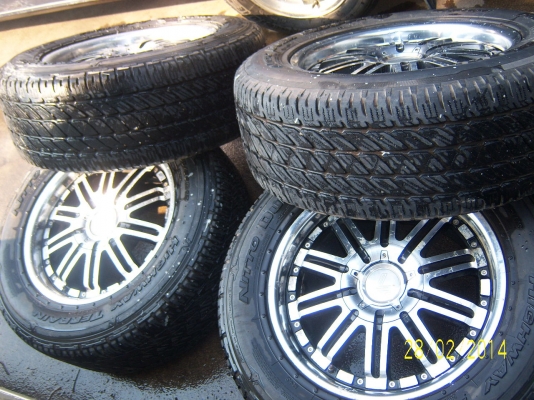 แม็ก Lenso ขอบ 18 x 8.5 6รู แถมยาง Nitto 265 60 18