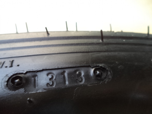 +++ ขายยาง\%มือ2 +++