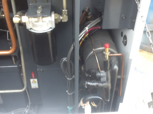 ปั๊มลมแบบสกรูAIRMAN SAS 11 SD 15Hp เก่าญี่ปุ่น ปี 2006