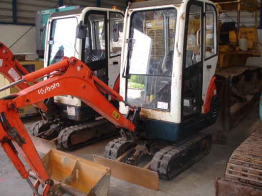 รถขุดเล็ก Kubota KX36-3 สนใจ โทร ฟ้า 083 081 2889