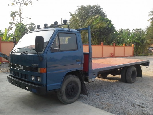 ขาย 6 ล้อ NPR115  พื้นเรียบ ยาว5 เมตร (รถห้าง)