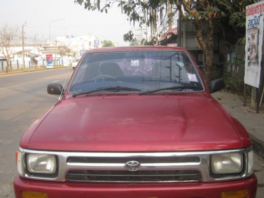 เครื่องเดิมแน่น ไม่ไอไม่พ่น ศูนย์ดีทรงสวย ล้อแมคยางเต็ม เครื่องเดิมแน่น ไม่ไอไม่พ่น ศูนย์ดีทรงสวย ล้อแมคยางเต็ม