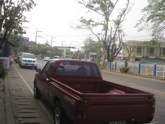 เครื่องเดิมแน่น ไม่ไอไม่พ่น ศูนย์ดีทรงสวย ล้อแมคยางเต็ม เครื่องเดิมแน่น ไม่ไอไม่พ่น ศูนย์ดีทรงสวย ล้อแมคยางเต็ม