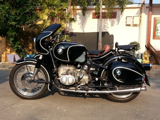 ขาย กระเป๋า ค้างติดตั้ง BMW R26-R50งานจากตุรกีสภาพ90\%พร้อมโลโก้แท้สวยมาก