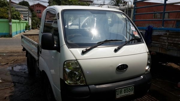 ขาย4ล้อเกียร์ ทะเบียนไม่ติดเวลา  เครื่องดีเซล2700 สภาพดีพร้อมใช้ จดทะเบียนปี 2549