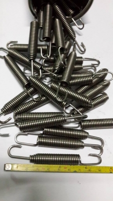 ขายสปริงสแตนเลสรัดท่อไอเสีย 9ซม.สนิมไม่ขึ้น เลียนแบบของนอก
