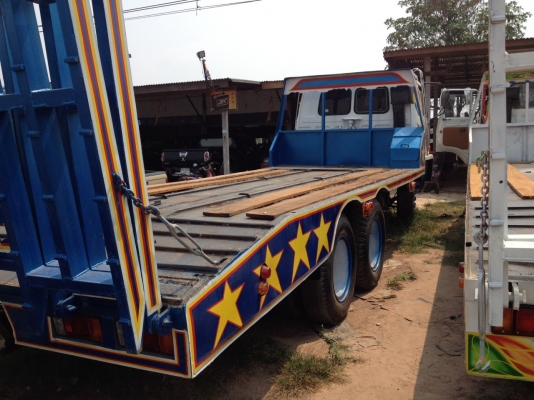 เทเลอร์รถเกี่ยวข้าว  สภาพพร้อมใช้ครับ คัซซ๊หน้ายาว 175hp