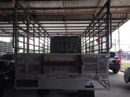 ขายกะบะ6ล้อFC4Jยาว5.50เมตรครับ ขายกะบะ6ล้อFC4Jยาว5.50เมตรครับ