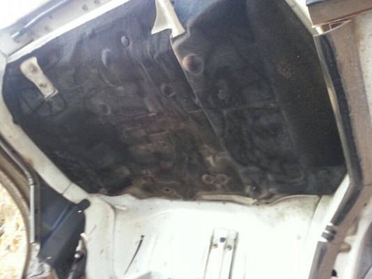 รถฮีโน่ 6 ล้อ รั้ว  ( ไม่ดั้ม )  130 แรงม้า. ปี  47   สนใจติดต่อ 081 - 6079515