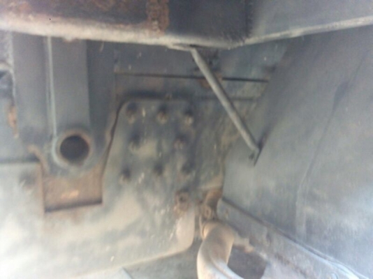 รถฮีโน่ 10 ล้อ ซูโม่  227. /  220 แรงม้า.  ( ขายแม่ , ลูก )  สนใจติดต่อ 081 - 6079515