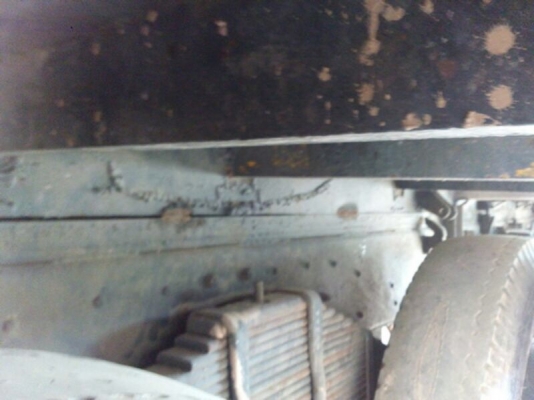 รถฮีโน่ 10 ล้อ ซูโม่  227. /  220 แรงม้า.  ( ขายแม่ , ลูก )  สนใจติดต่อ 081 - 6079515