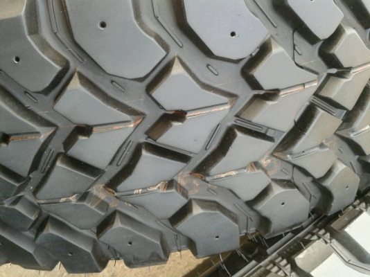 ขาย Mud265/75R16ปี13ใหม่ๆพร้อมล้อ