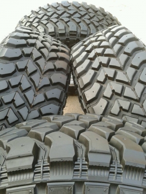ขาย Mud265/75R16ปี13ใหม่ๆพร้อมล้อ