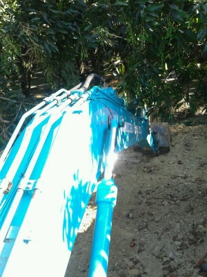 รถบคโฮ KOBELCO  YN - 12   ( รถทำงาน 7,xxx ซม. )  สนใจติดต่อ 081 - 6079515