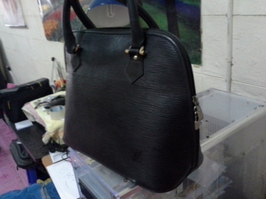 ขายกระเป๋าหลุยส์มือ2ราคาถูก อยากได้เท่าไหร่ว่ามาเลยคร้าบ ขายได้ขาย