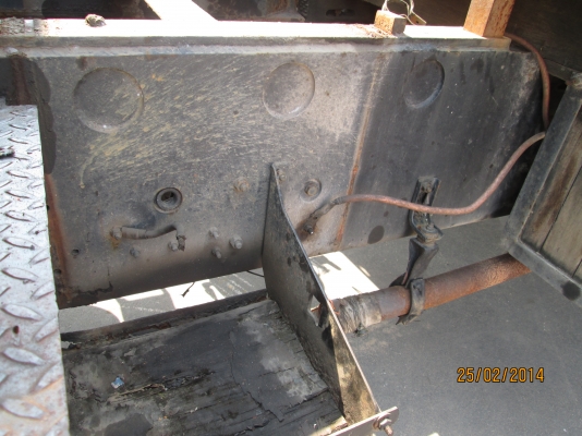 ISUZU-ร๊อคกี้-6BD1-5,50เมตร-รถห้าง---ราคา420,000,---