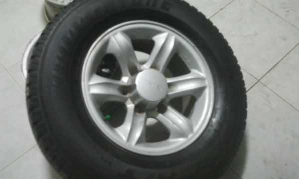 เล็บเหยี่ยวISUZU 16x7 สวยแท้เดิมไม่เคยซ่อมพร้อมใช้1ชุด(พร้อมใช้)