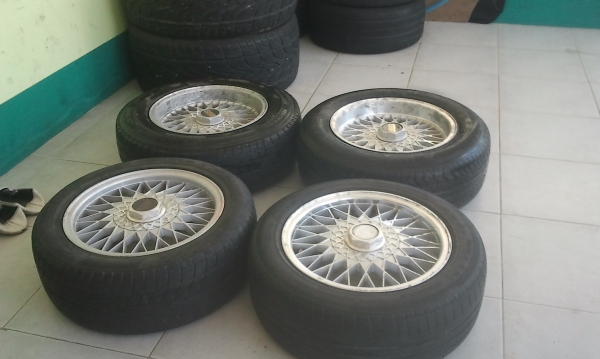 Rialแท้15X7 หน้าET38 หลังET0  5/114  3ชุดมาแบบนี้ฝาครบ(อลูมิเนียมทั้งล้อ)