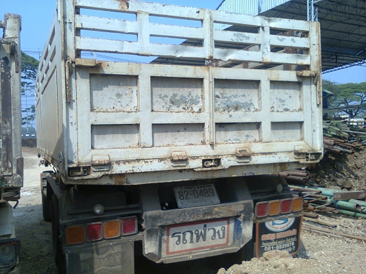 ขายครับลูกพ่วงดั้ม  3 คาน PANUS สภาพสวยพร้อมใช้งาน