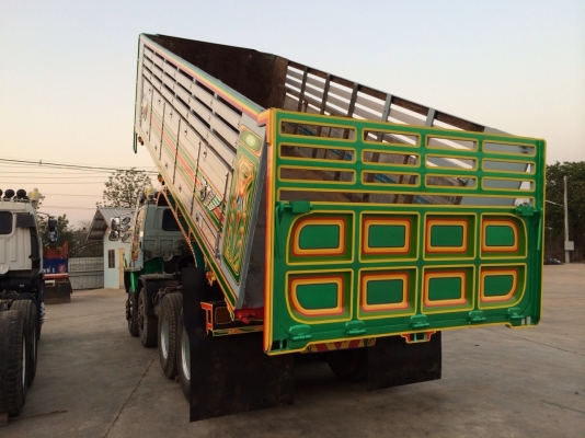 ขายรถดั้มสองเพลา 240นางฟ้าแท้สวยๆเดิมๆราคา1230000