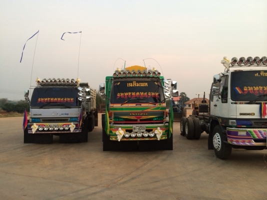 ขายรถดั้มสองเพลา 240นางฟ้าแท้สวยๆเดิมๆราคา1230000