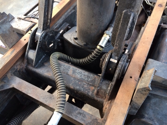 ขายรถดั้มสองเพลา 240นางฟ้าแท้สวยๆเดิมๆราคา1230000