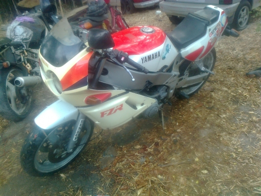 ขาย ยามาฮ่า fzr 400 ทะเบียนครับ