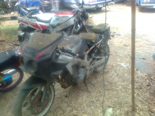 ขาย ยามาฮ่า fzr 400 ทะเบียนครับ